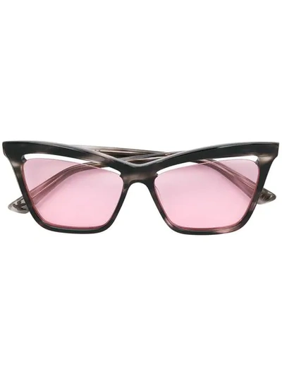 Mcq By Alexander Mcqueen Eyewear Cutaway Lens Cat Eye Sunglasses - 灰色 In Grey