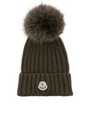 MONCLER MONCLER FUR POM RIBBED BEANIE IN GREEN