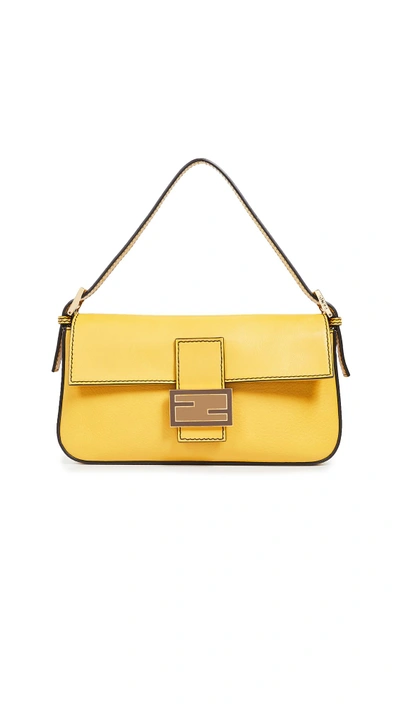 Pre-owned Fendi Baguette In Yellow