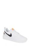 NIKE 'ROSHE RUN' PRINT SNEAKER,833928