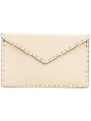 VALENTINO GARAVANI ROCKSTUD CLUTCH