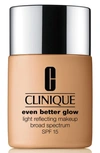 CLINIQUE EVEN BETTER GLOW LIGHT REFLECTING MAKEUP FOUNDATION BROAD SPECTRUM SPF 15,ZY5X