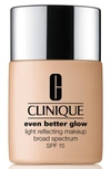 CLINIQUE EVEN BETTER GLOW LIGHT REFLECTING MAKEUP FOUNDATION BROAD SPECTRUM SPF 15,ZY5X