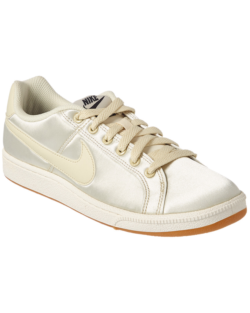 women's court royale