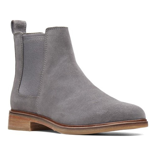 clarkdale chelsea boot