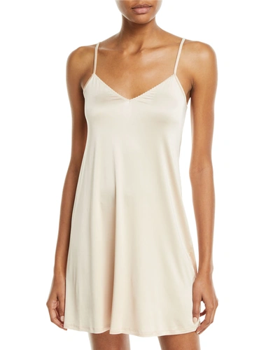 Hanro Satin Deluxe Slip Dress In Natural