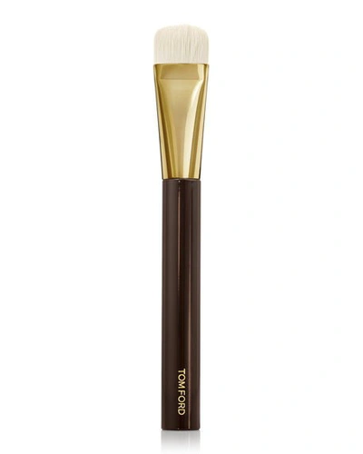 Tom Ford Shade And Illuminate Brush 04 - One Size In Colorless