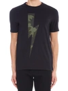 NEIL BARRETT NEIL BARRETT CAMOUFLAGE LIGHTNING BOLT PRINT T