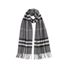 BURBERRY THE CLASSIC CHECK CASHMERE SCARF,2951271