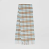 BURBERRY The Classic Vintage Check Cashmere Scarf