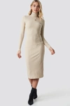 ANNA NOOSHIN X NA-KD HIGH NECK RIBBED DRESS - BEIGE