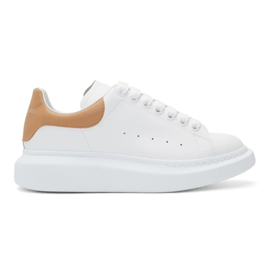 Alexander Mcqueen Cappuccino Detail Chunky Leather Sneakers In 9864 Whtcap