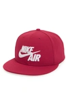 NIKE AIR TRUE SNAPBACK BASEBALL CAP - RED,805063