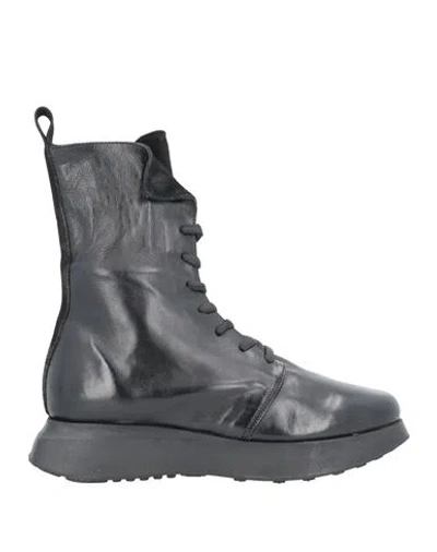 1725.a Woman Ankle Boots Black Size 11 Soft Leather