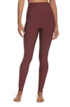 Alo Yoga High-waist Tech-lift Airbrush Full-length Leggings In Black Cherry