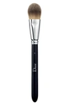 DIOR NO. 11 LIGHT COVERAGE FLUID FOUNDATION BRUSH,C099600014