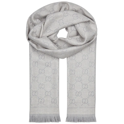 Gucci Gg Supreme Fringed Wool Scarf In Grey