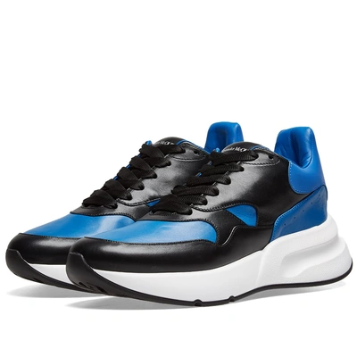 Alexander Mcqueen Runner Raised-sole Low-top Leather Trainers In Blue