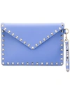 VALENTINO GARAVANI VALENTINO GARAVANI MEDIUM ROCKSTUD CLUTCH