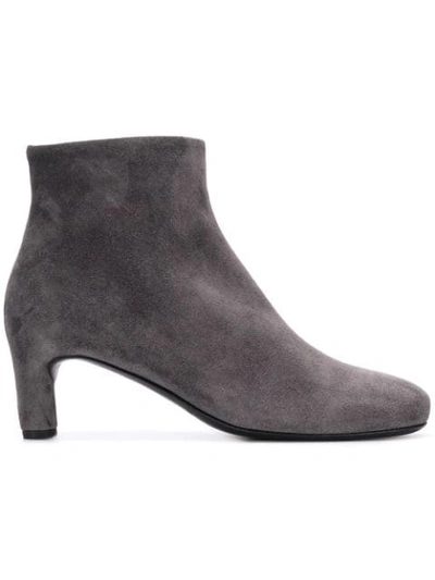 Del Carlo Round Toe Ankle Boots In Grey