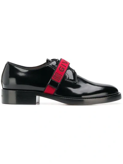 Givenchy Men's Cruz Derby Shoes In Leather In Black