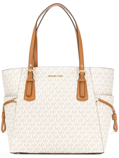 Michael Michael Kors Voyager Tote Bag In Cream