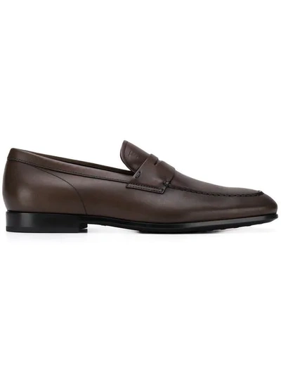 Tod's Classic Logo Stamped Loafers In Moro