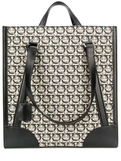 Ferragamo Salvatore  Monogram Print Tote - 大地色 In Neutrals