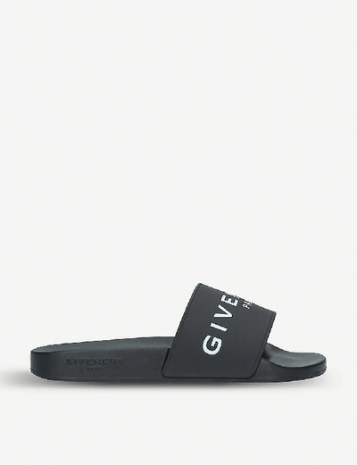 GIVENCHY GIVENCHY WOMEN'S BLACK LOGO-DETAIL RUBBER SLIDERS,12638933