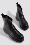 DONNAROMINA X NA-KD FRONT ZIP CHUNKY BOOTS - BLACK
