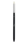 Dior Backstage Precision Eyeshadow Blending Brush N22