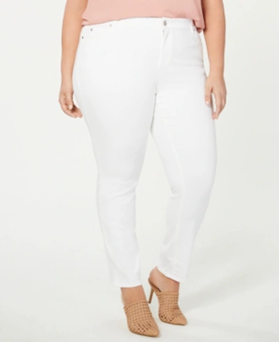 Vince Camuto Plus Straight Leg Jeans In Ultra White