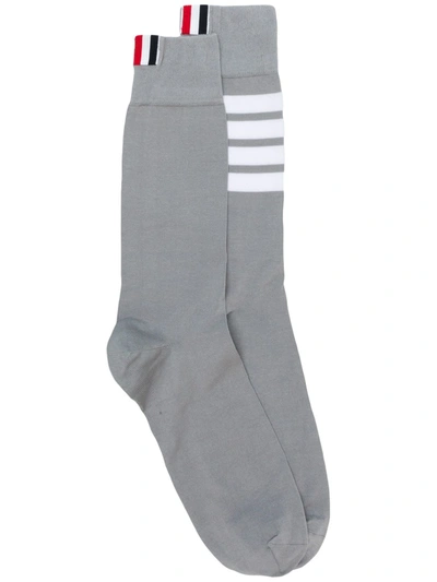 Thom Browne 4条纹饰中筒棉袜 - 灰色 In Grey