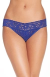 Hanky Panky Signature Lace Vikini In Midnight Blue