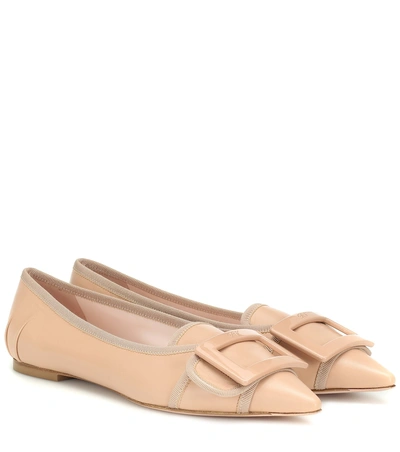 Roger Vivier Soft Gommettine Ballet Flats With Lacquered Buckle In Pink