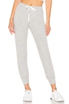 Onzie Weekend Jogger In Gray