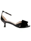 Tod's Sandals With A Bow Ribbon Detail In Black