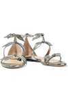 CHLOÉ CHLOÉ WOMAN MIKE BOW-EMBELLISHED METALLIC CRACKED-LEATHER SANDALS PLATINUM,3074457345619406257