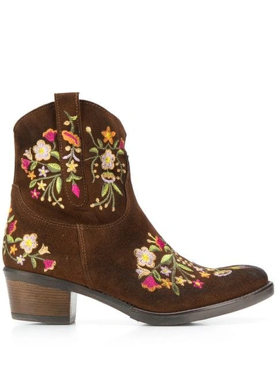Blugirl Floral Embroidered Boots - 棕色 In Brown