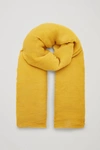 COS PLEATED WOOL SCARF,0665455003