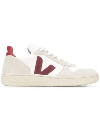 Veja V-10 Low Top Sneakers - 白色 In White,grey,red