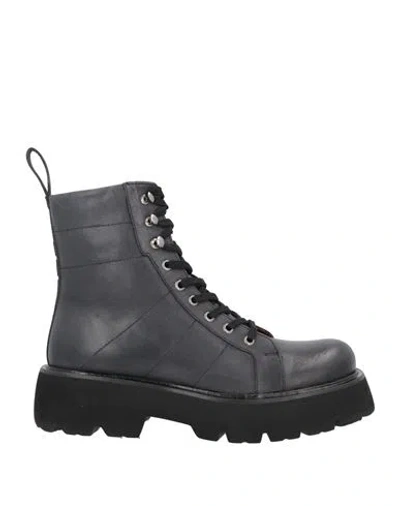 181 Woman Ankle Boots Black Size 11 Soft Leather