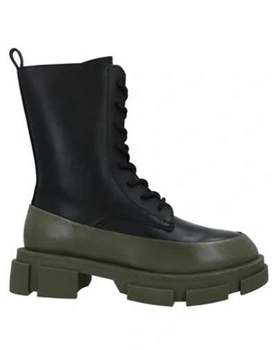 181 Woman Ankle Boots Black Size 6 Calfskin