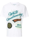 WHITE MOUNTAINEERING T-SHIRT MIT LOGO-PRINT