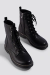 ASTRID OLSEN X NA-KD LACE-UP BOOTS - BLACK