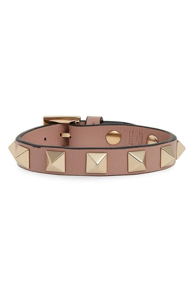 Valentino Garavani Valentino Rockstud Small Leather Bracelet In Poudre