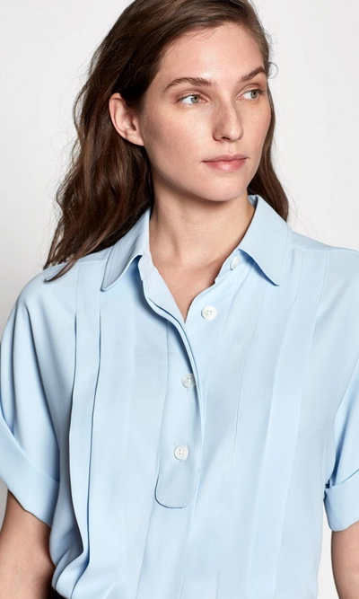 Equipment Dariell Button-front Short-sleeve Pleated Top In Bleu Aere