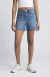 1822 DENIM LOOSE FRAYED HEM DENIM SHORTS