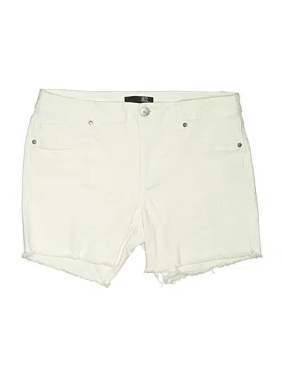 Pre-owned 1822 Denim Shorts In Ivory