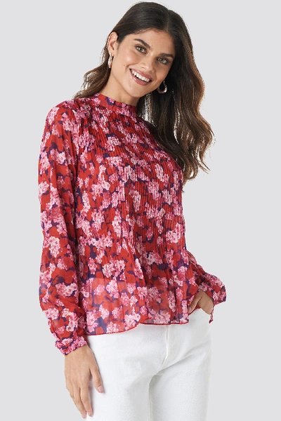 Na-kd Pleated Top - Multicolor In Red/pink Hydrangea Flower